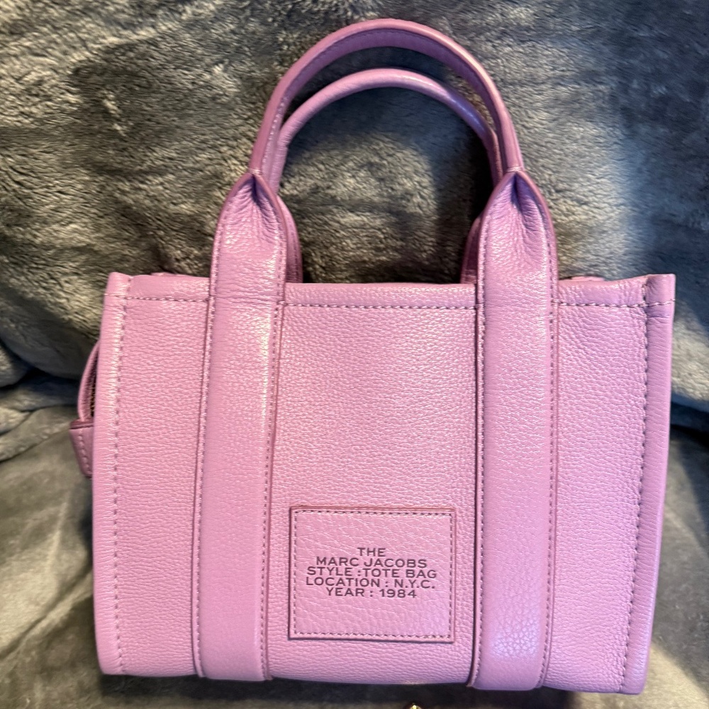 Authentic Marc Jacobs Tote Bag Small - Picture 5 of 11